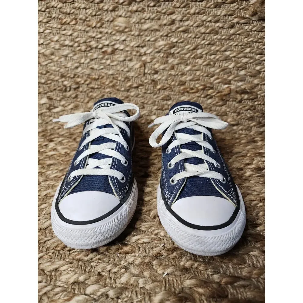 Converse Chuck Taylor All Star Shoes Youth Size 2 Blue Canvas Low Top Classic